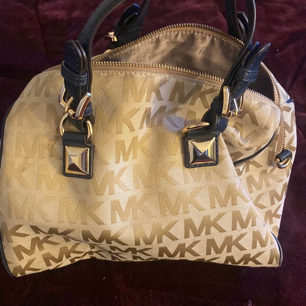 Michael kors bag